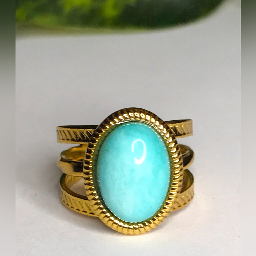 Vintage Gold Stainless Steel Turquoise Stone  Ring Size 7